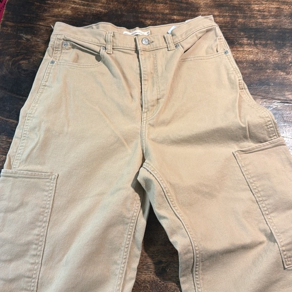 Levi’s high waisted wide leg crop utility cargo stretch jeans tan size 30 - Picture 2 of 11
